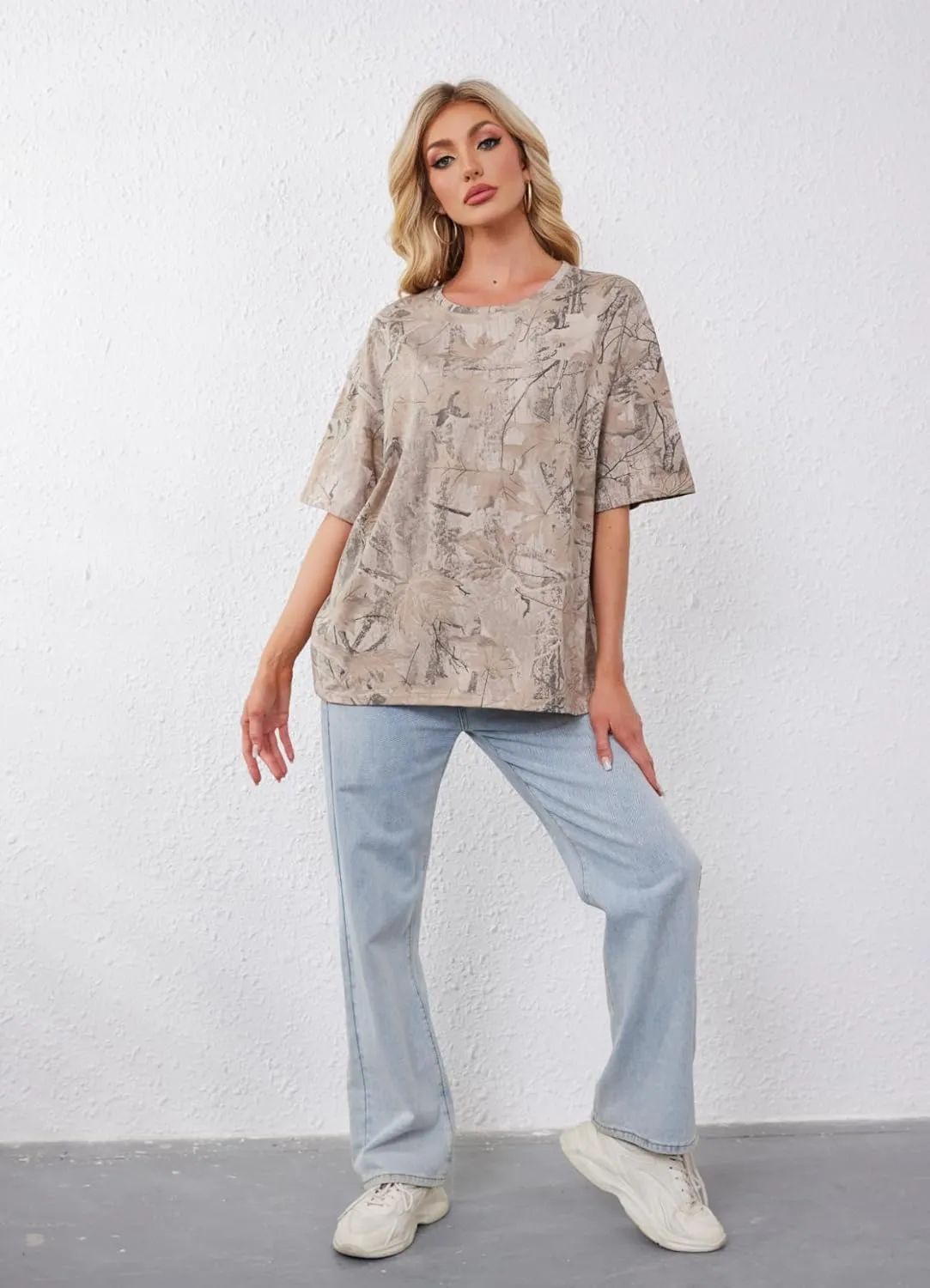 Camo Shirt for Women Mens Maple Leaf Print Camouflage T Shirt Summer Short Sleeve Oversized Camo Tee Shirts Tops