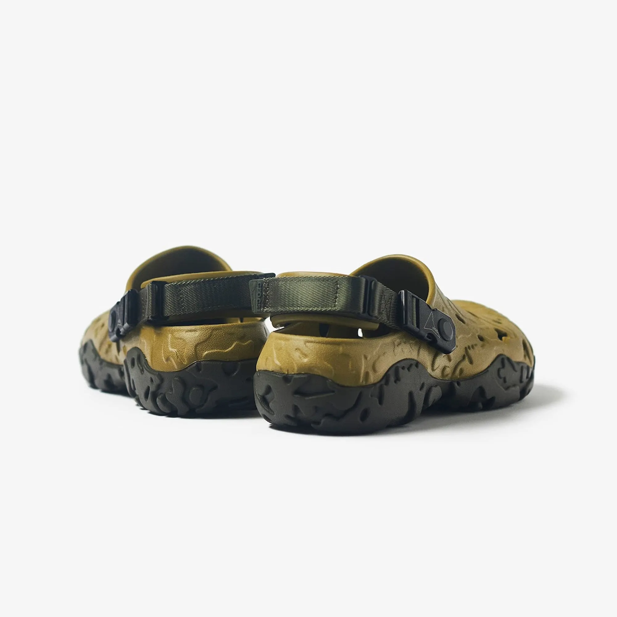 Crocs | ROA X CROCS ATATLAS CLOG  { ALOE/MLTI