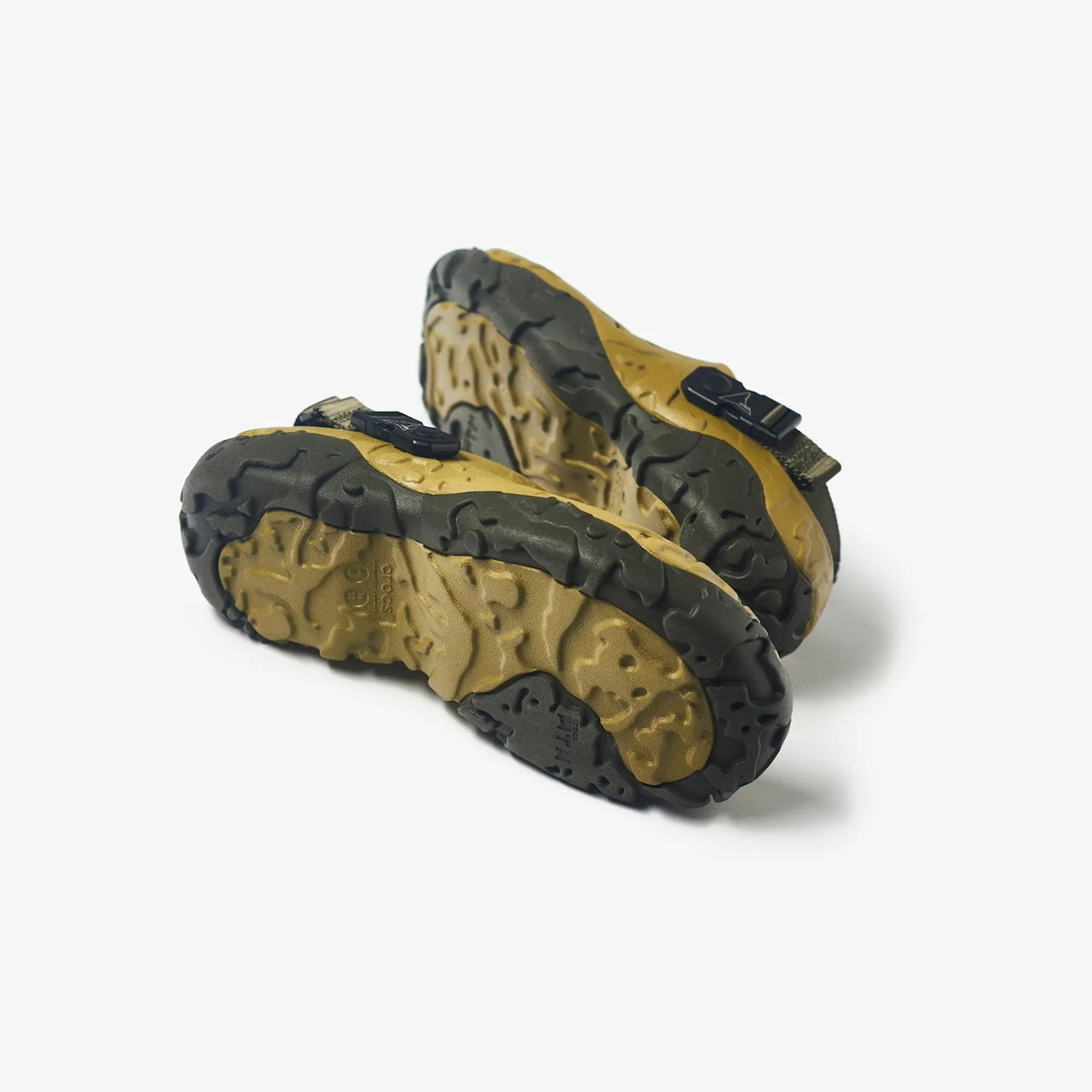 Crocs | ROA X CROCS ATATLAS CLOG  { ALOE/MLTI