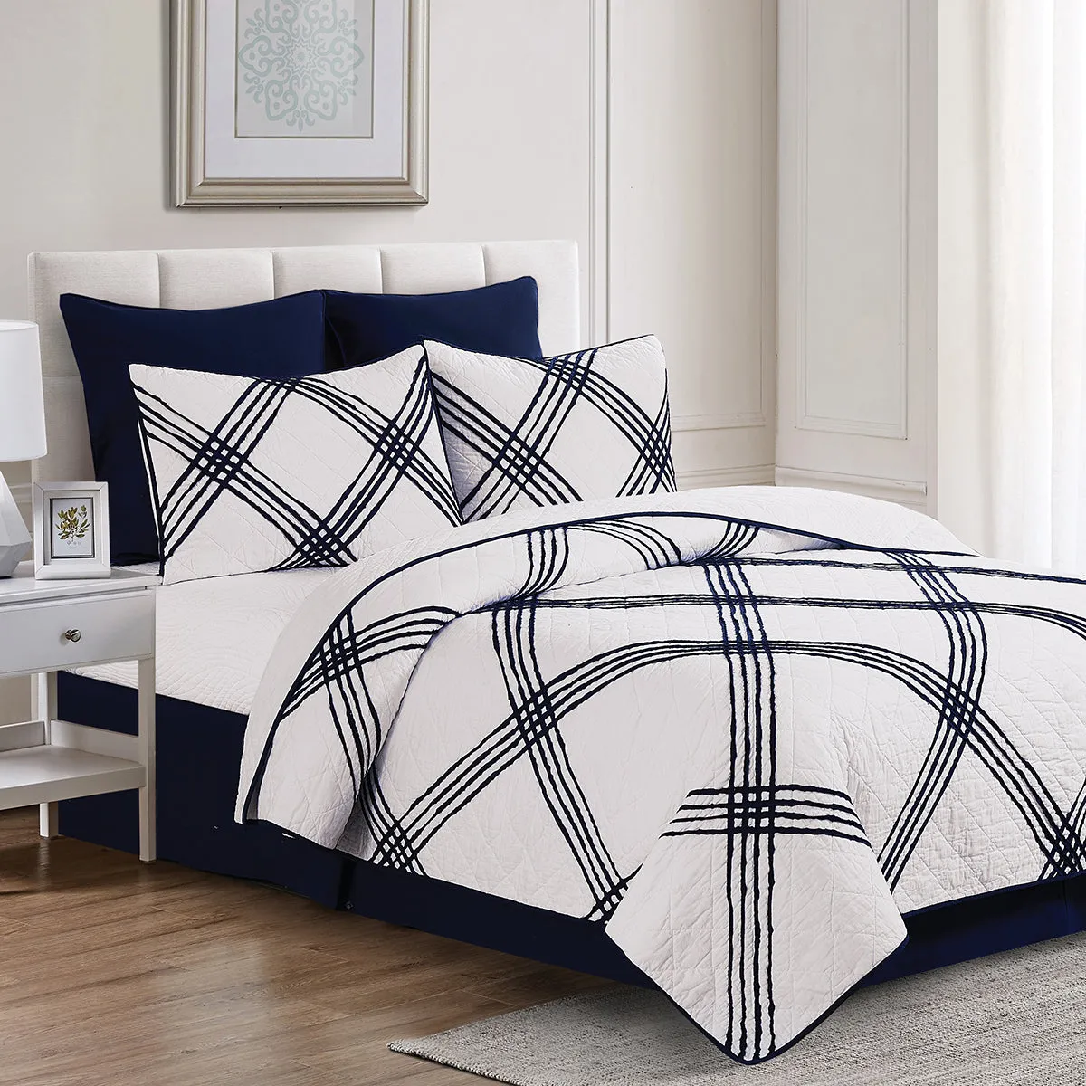 Davey Blue Quilt Set